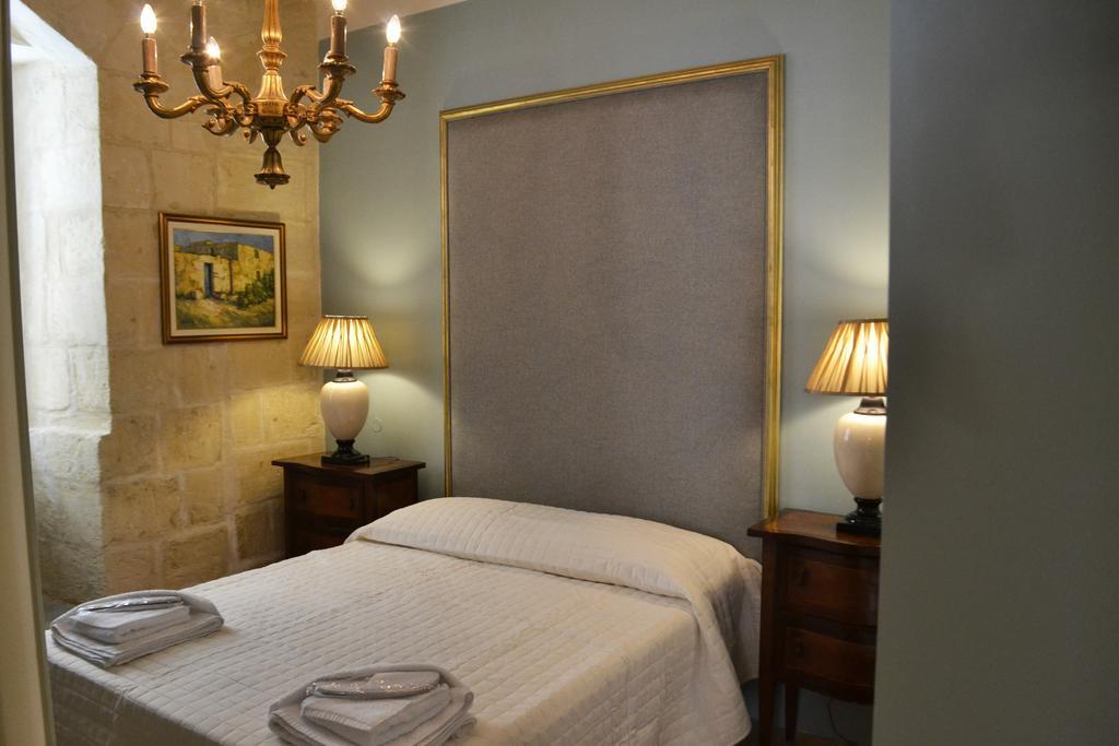 Sally Port Suites Валетта Экстерьер фото